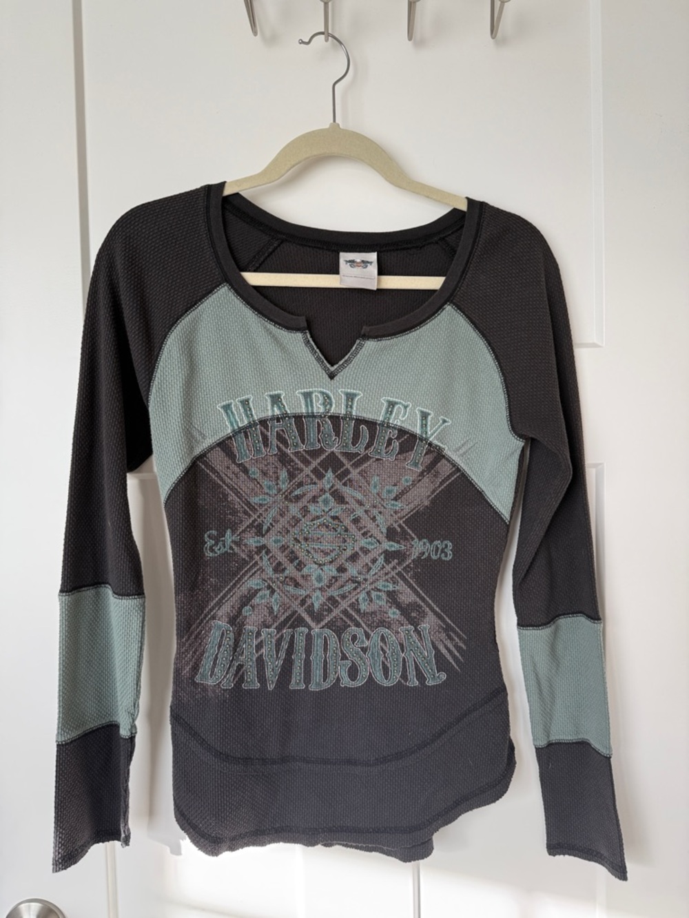 Harley-Davidson Black & Sage Long Sleeve Raglan Graphic Top